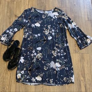 Sweet Gray Floral Print Dress w/ Bell Sleeves